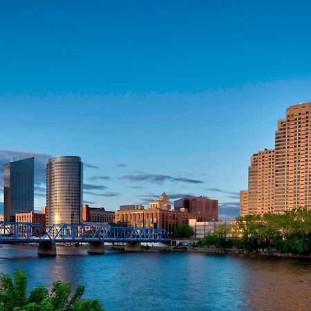 Готель Courtyard Grand Rapids Downtown Екстер'єр фото