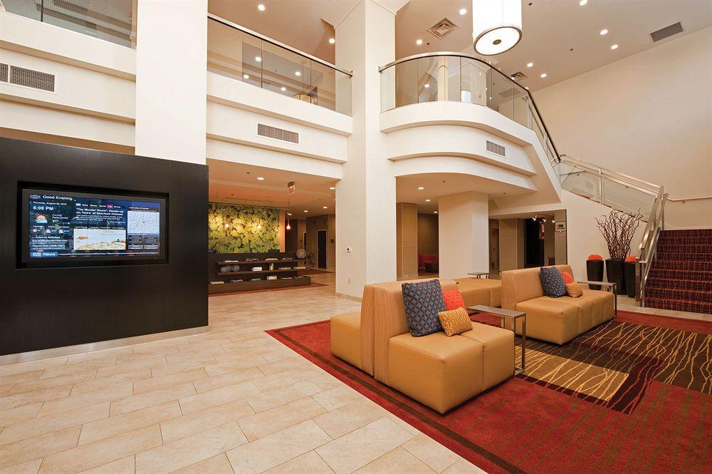 Готель Courtyard Grand Rapids Downtown Екстер'єр фото