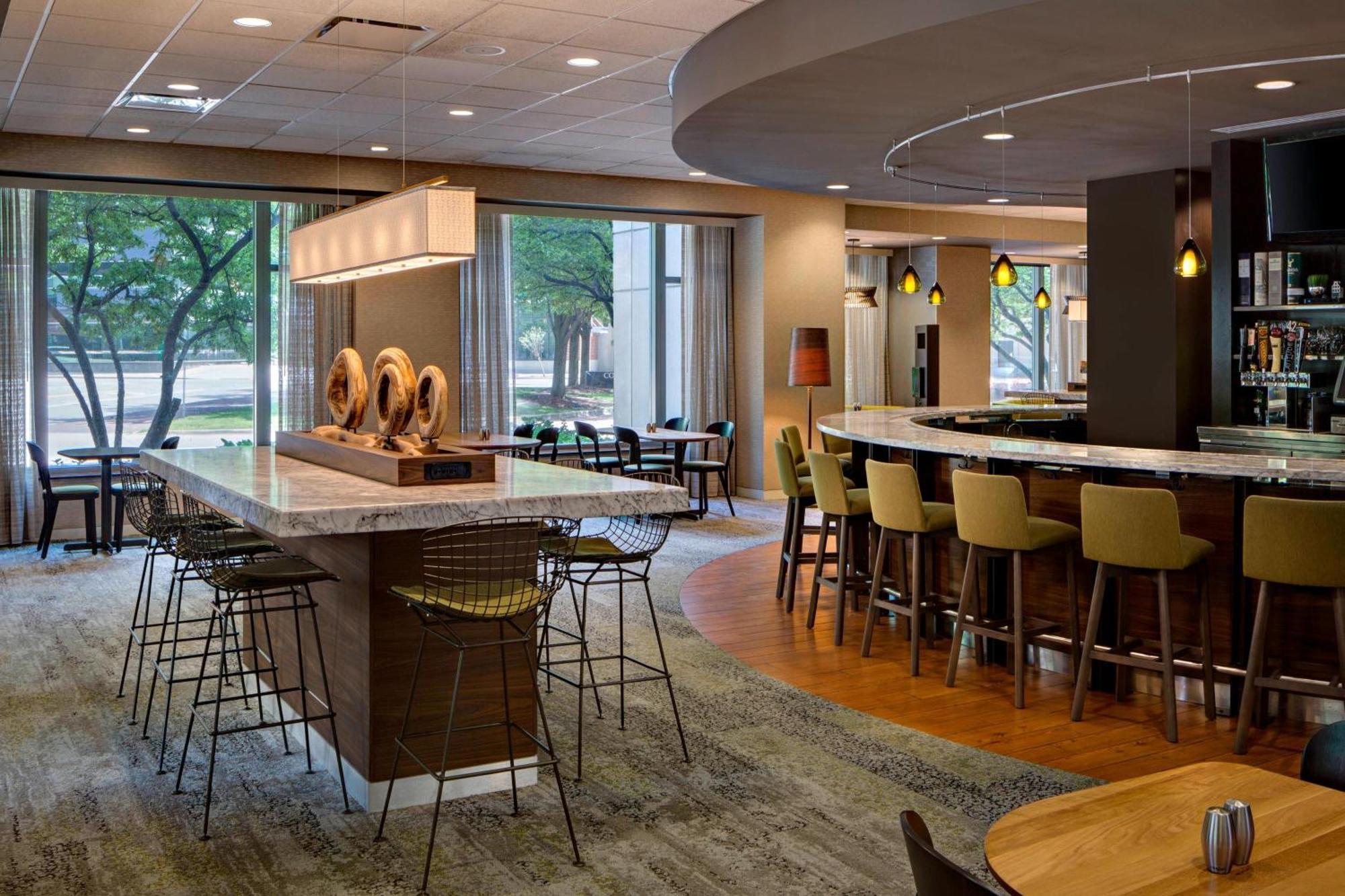 Готель Courtyard Grand Rapids Downtown Екстер'єр фото