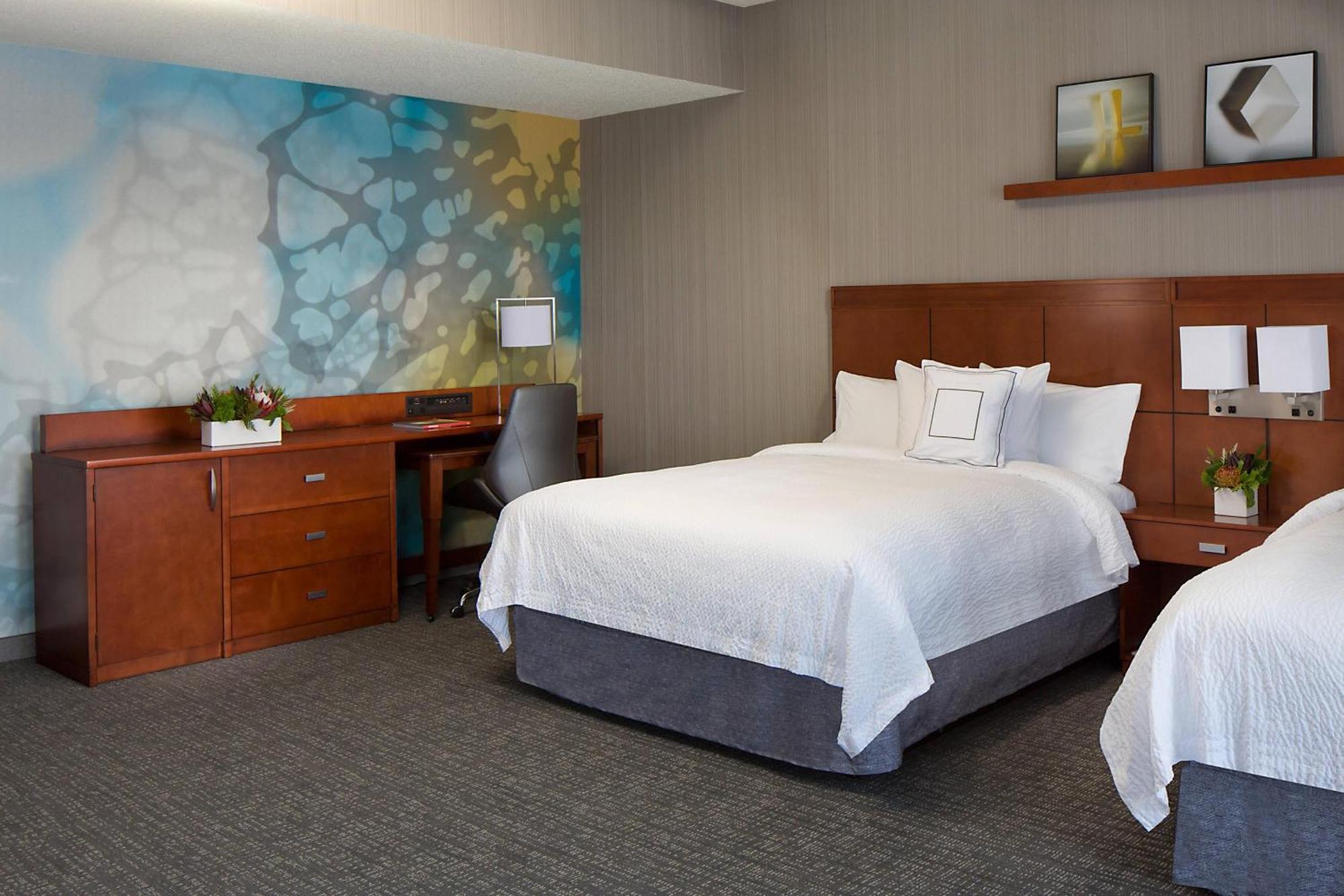 Готель Courtyard Grand Rapids Downtown Екстер'єр фото